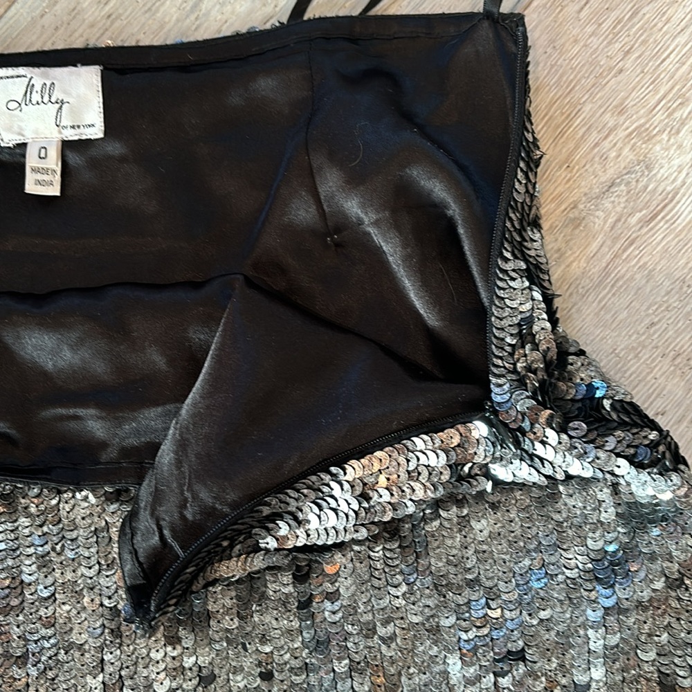 Silver sequin mini! - Picture 3 of 5